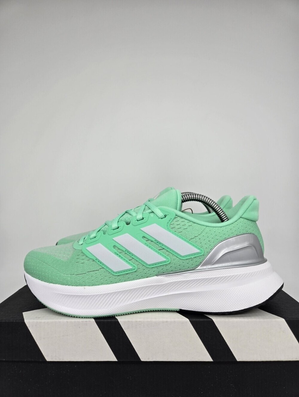 adidas Women's Ultrarun 5 JQ6950 Green Glow Dash Grey Running Shoes Size 8